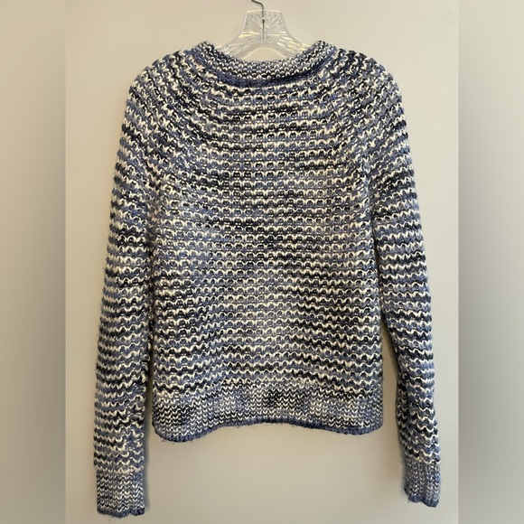 Gap Women's XS Crewneck Multicolor Blue White Sweater Pullover Wool Oversized - Picture 5 of 16